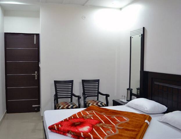Hotel S K, Haldwani 1